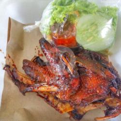 Bebek Goreng (b)