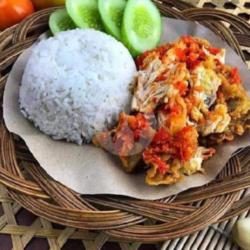 Ayam Geprek Crispy Sambal Pedas Manis