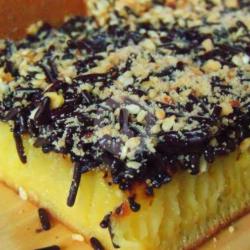 Martabak Manis Coklat Kacang