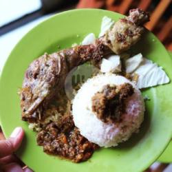 Nasi   Sambal   Bumbu Kuning   Kepala Bebek Utuh