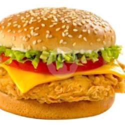 Crispy Chiken Cheese Burger