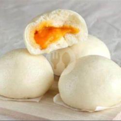 Bakpao Telur Asin