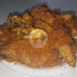 Ayam Goreng Sarundeng