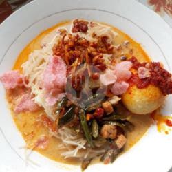 Lontong Medan   Telur