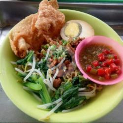 Mie Pansit Ayam (jumbo)