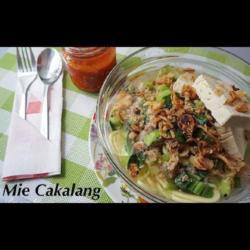 Mie Kuah Cakalang Khas Manado