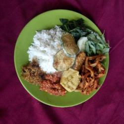 Nasi Penyet Usus