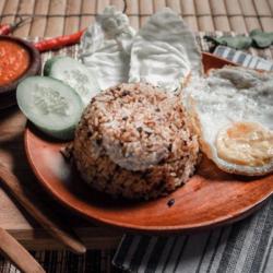 Nasi Tutug Oncom Telor