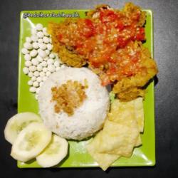 Nasi Ayam Geprek   Sayur Sopsambal Bawang Mateng Geprekin Aja