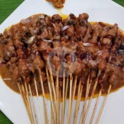 50 Sate Ayam Kulit