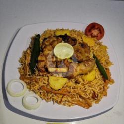 Nasi Kabsah Kambing Muda Porsi Kenyang Banget