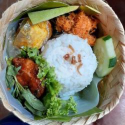 Urap Ayam Panggang