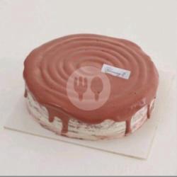 Red Velvet Whole Cake