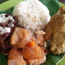 Nasi Gudeg Ayam Opor