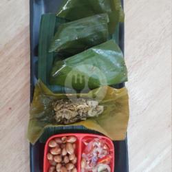 Tum Ati Ayam