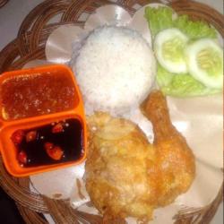 Ayam Presto Selimut Telor   Tahu Tempe  Nasi