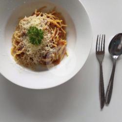 Spaghetti Bolognese (beef)