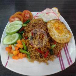 Nasi Goreng Mawut Telor Ceplok