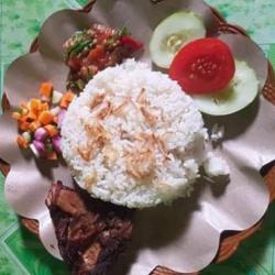 Nasi Ayam Goreng Sambal Lalap