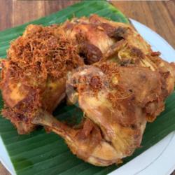 1 Ekor Ayam Goreng Lengkoas