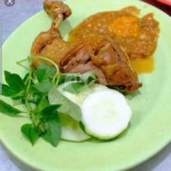 Pecel Ayam Paha