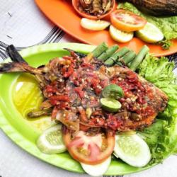 Ikan Kuwe Saus Padang