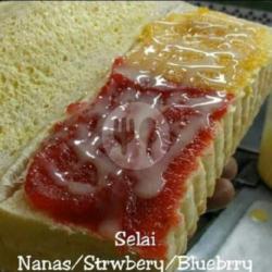 Roti Bakar Varian Selai