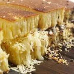 Martabak Manis Kismis Keju Susu