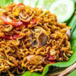 Mie Tek Tek Goreng/ Rebus Spesial ( Bebas Pilih)