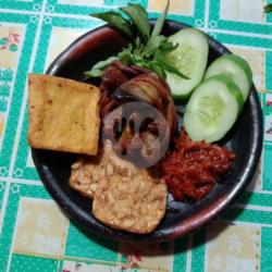 Nasi Ati Ampela Terong   Sambal