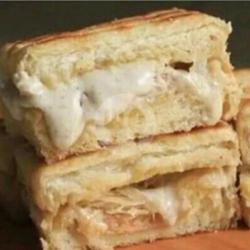 Roti Bakar Jadul Tiramisu