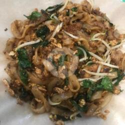 Kwetiau Goreng Telor