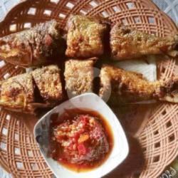 Bandeng Goreng Tahu Tempe Sambal  Terasi/kecap Nasi