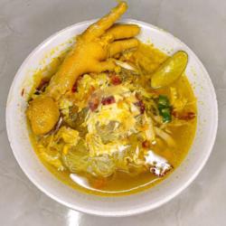 Soto Ayam Ceker Kuah Bening