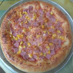 Beef Corn Pizza Large