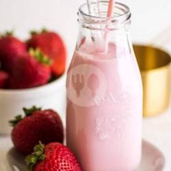 Milky Strawberry Drink