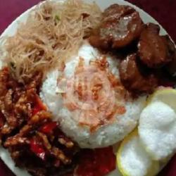 Nasi Uduk Betawi   Semur Jengkol