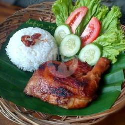 Paket Hemat Ayam Bakar Pelangi Keju Mozarella Lemon Tea