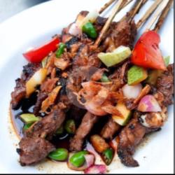 10 Tusuk Sate Kambing Bumbu Kacang