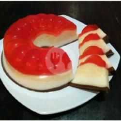 Puding Lapis Strawberry Keju (loyang Diameter 16 Cm)