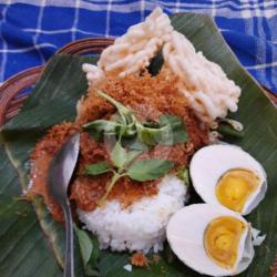 Nasi Pecel Telor Asin