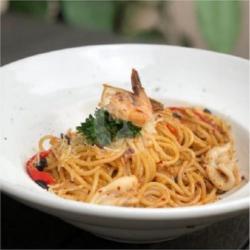 Spaghetti Aglio Olio Seafood