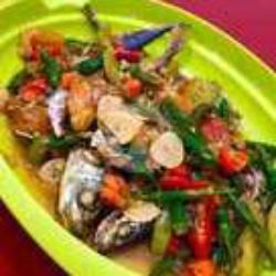 Ikan Cuek Bumbu Kecap