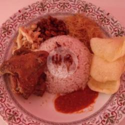 Nasi Uduk Ayam Semur