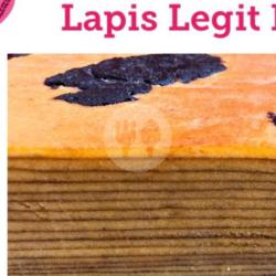 Lapis Legit Plum