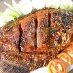 Ikan Bawal Bakar