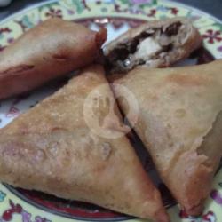 Samosa Sapi Keju / Sambosa