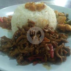 Nasi Campur Sambal Goreng Usus