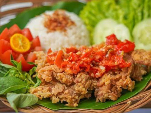 Ayam Geprek Bang SAKHA, Jl. Batu Tulis II Rt.009/003