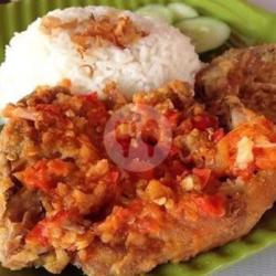 Nasi Geprek Tempe Tahu